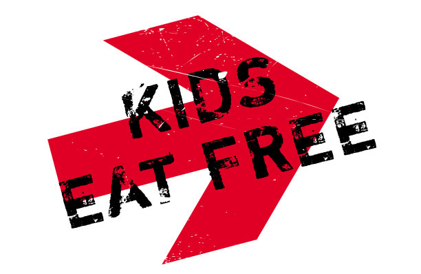 孩子们吃免费的橡皮图章图片下载