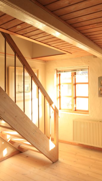 极简主义在美丽的光图片下载