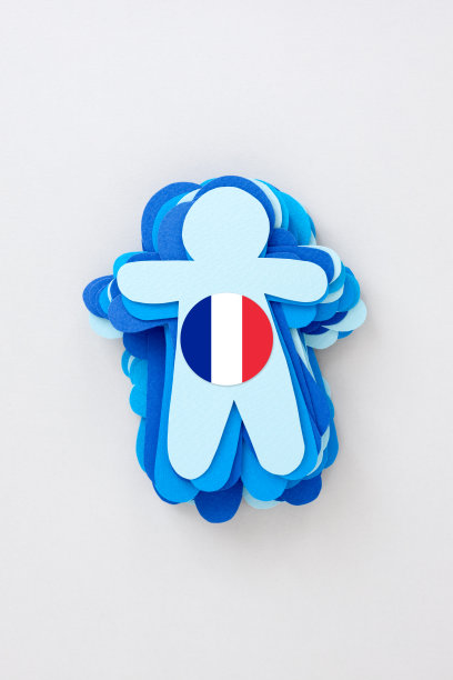 一堆拿着法国国旗的蓝小子图片下载