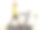 穿着运动服在家跑步机上锻炼的大胡子男人图片下载