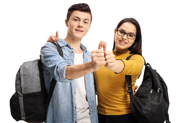 男生和女生都竖起大拇指图片下载