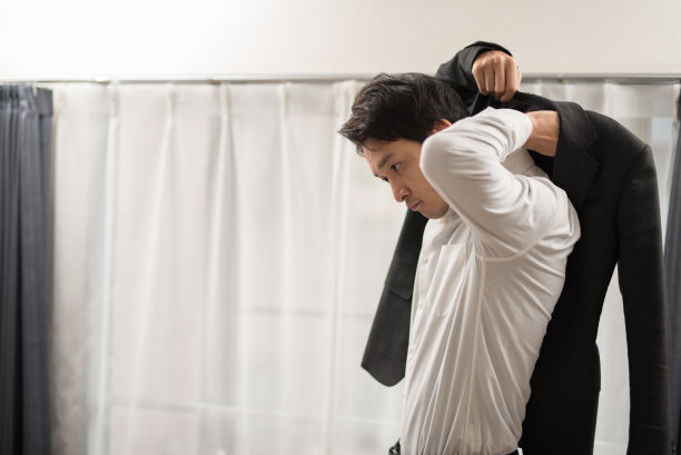 商人穿西装图片下载