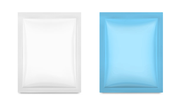 食品、化妆品和卫生用空白和彩色小袋包装。图片下载