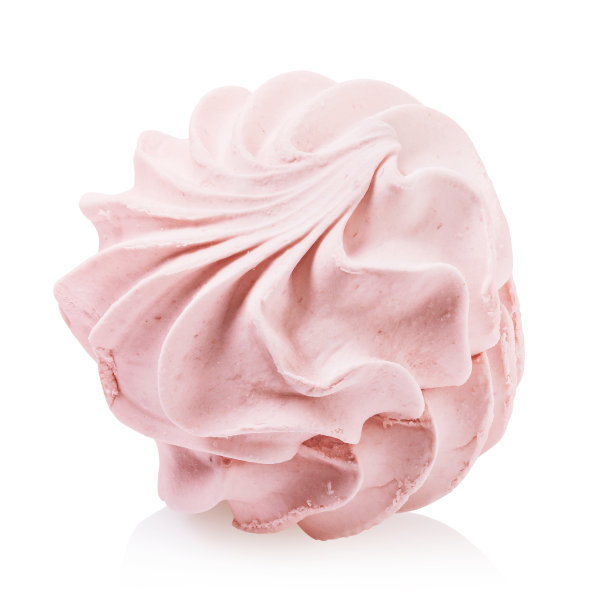 带蔓越莓的棉花糖在白色的背景上。照片叠加图片下载