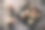 木桌上放着一堆食物图片下载
