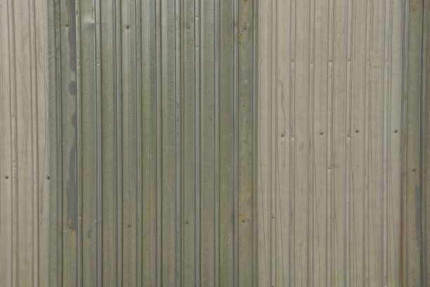 来自旧铁墙的金属条纹纹理图片下载