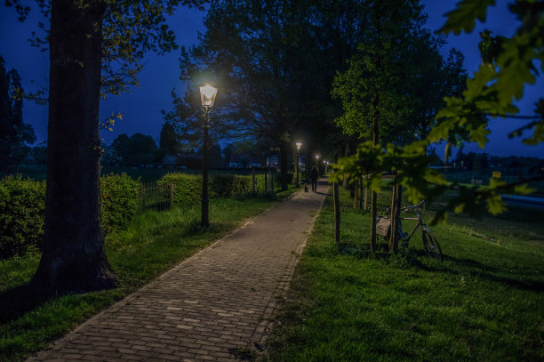 怀旧的路灯图片下载