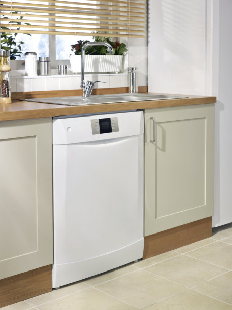 别致厨房里的洗碗机图片下载