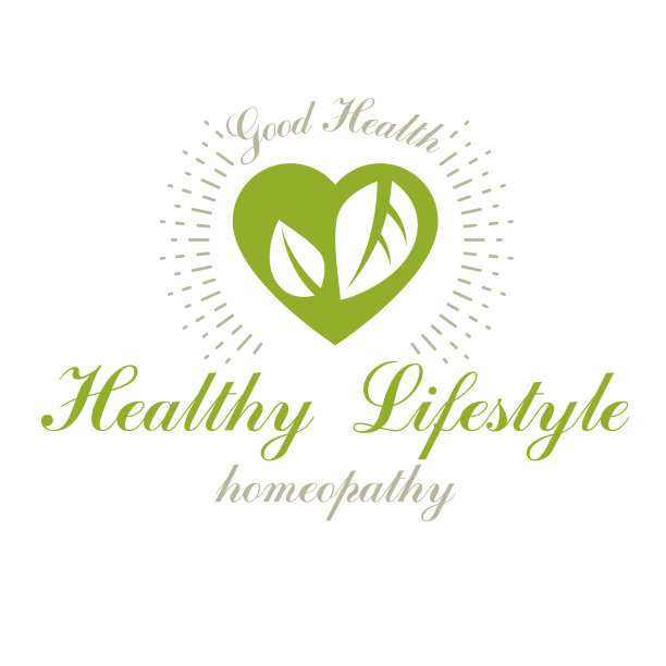 由绿叶构成的向量心形。恢复健康概念标志，供医疗组织使用。图片下载