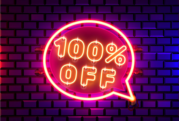 霓虹灯聊天框100 off文本横幅夜间标志图片下载