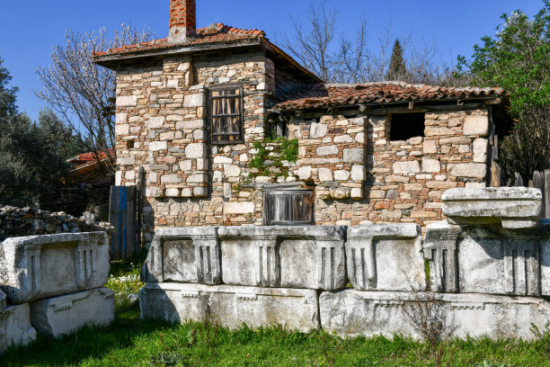 Stratonikeia古城。近代石屋。图片下载