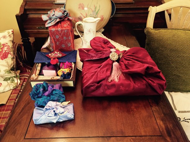 韩国传统的礼物图片下载