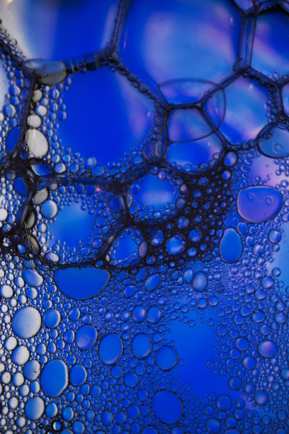 大量大小不一的透明气泡图片下载