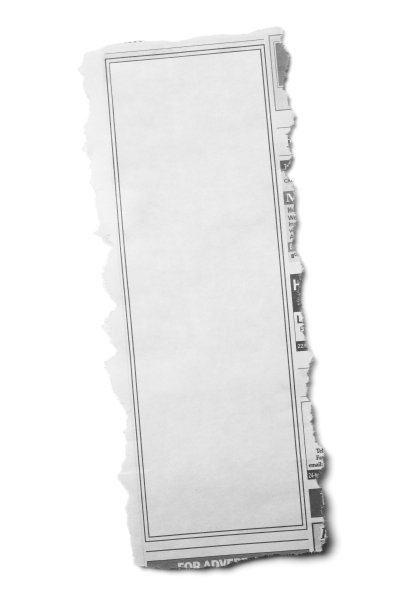 前视图撕破的一张报纸在白色的背景图片下载