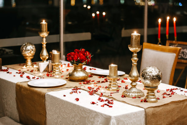 庆祝晚宴餐桌概念库存照片图片下载