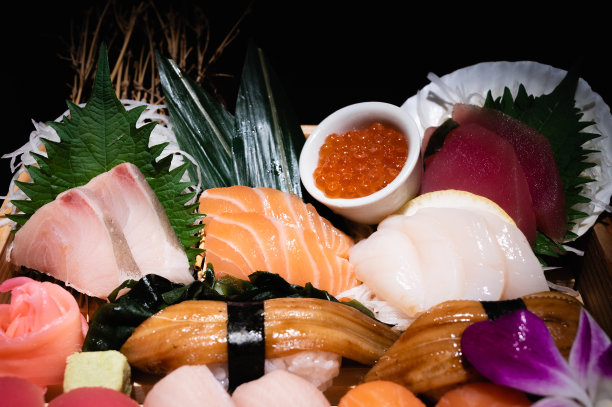 混合刺身与美丽的装饰图片下载