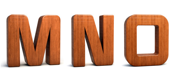 wood字母M, N, O, 3d木制字体孤立在白色背景上图片下载