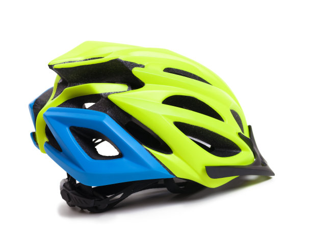 多色自行车头盔上的白色背景图片下载