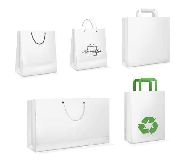 模拟现实的纸生态包装袋模板。素材图片