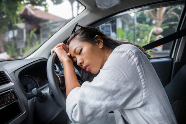 长途驾驶，休息一下图片下载