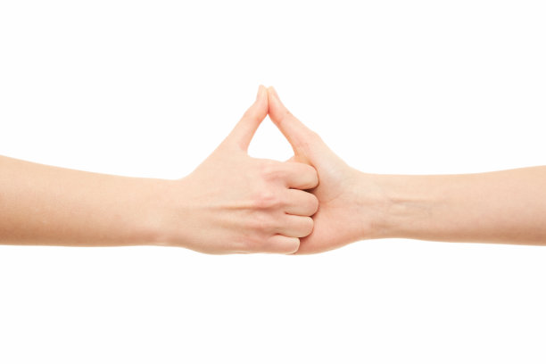 男人和女人的手臂接触，手势图片下载