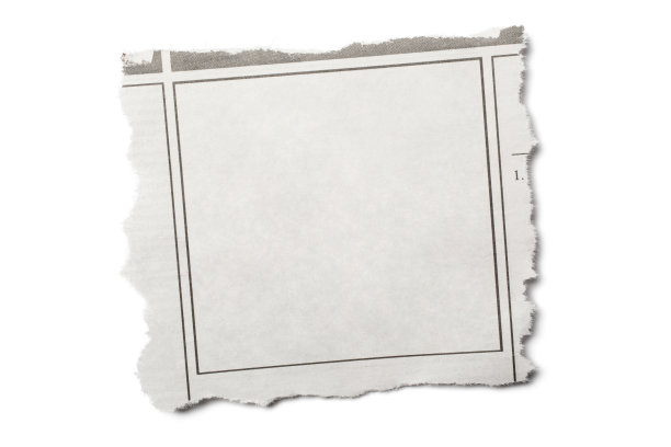 前视图撕破的一张报纸在白色的背景图片下载