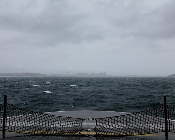 西雅图渡轮风暴天空图片下载