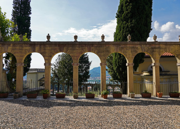 索玛斯卡山谷隐士(1534-1937)图片下载