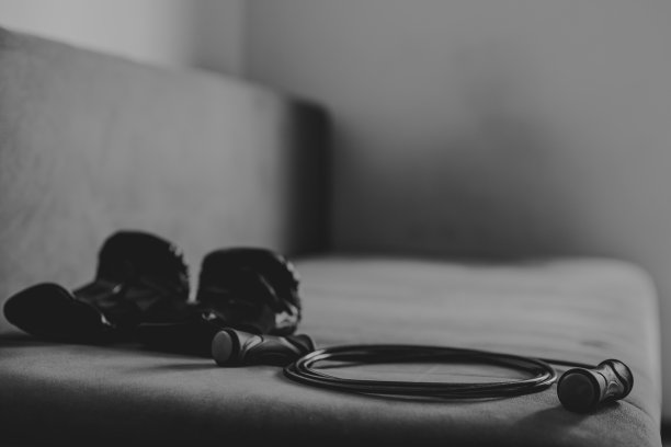 家庭健身器材图片下载