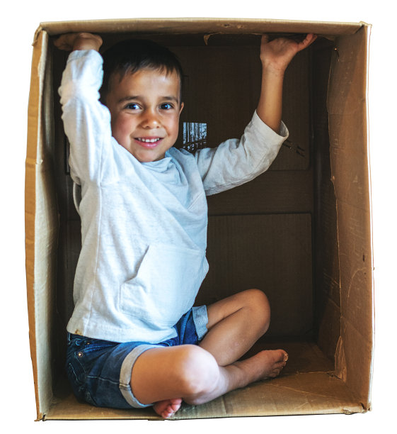 男孩推动边界儿童限制系列涉及纸箱有关的避难所在疾病危机图片下载
