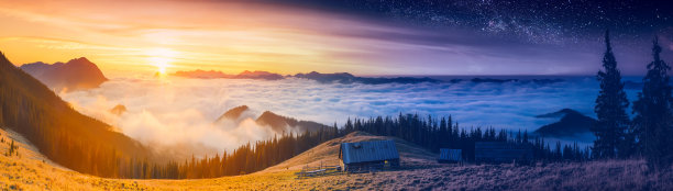 白昼与黑夜在朦胧的山谷中相会图片下载