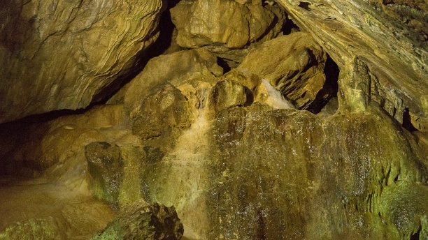 美丽的Ialomitei洞穴，布吉山脉，罗马尼亚，布吉国家公园图片下载