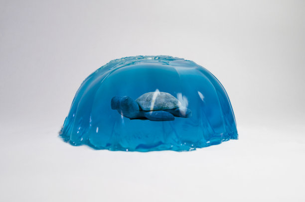 塑料在海上图片下载