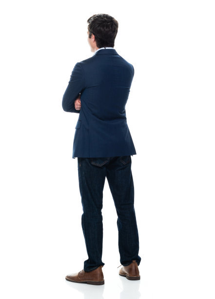 白人男性商人穿着裤子站在白色背景前图片下载