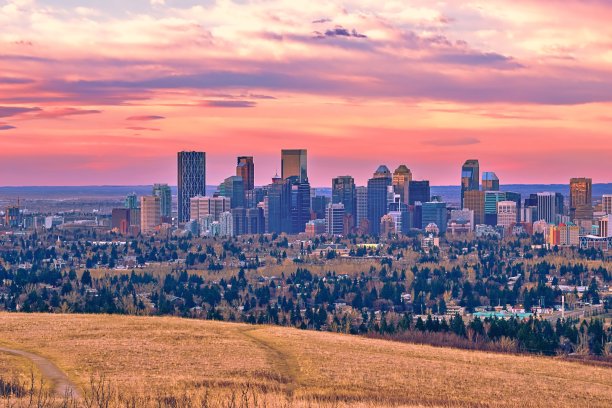 日出的城市图片下载