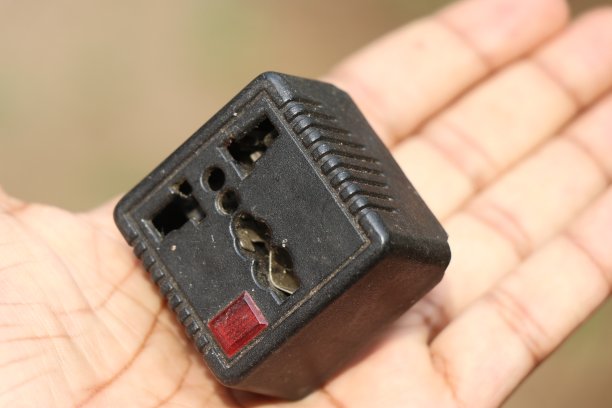 通用型适配器，用于连接其他类型插头图片下载