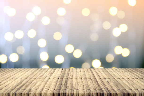 空的视角，棕色木板，木板模拟展示架模糊美丽的背景。图片下载