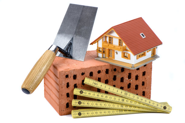 用于建造房屋的砖和工具图片下载