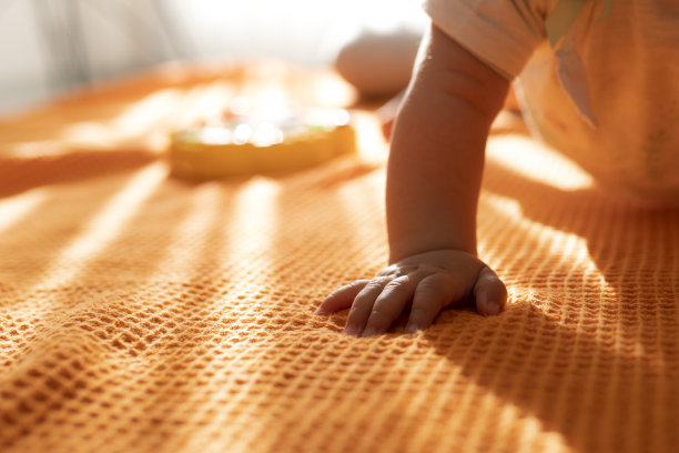 第一步的婴儿图片下载