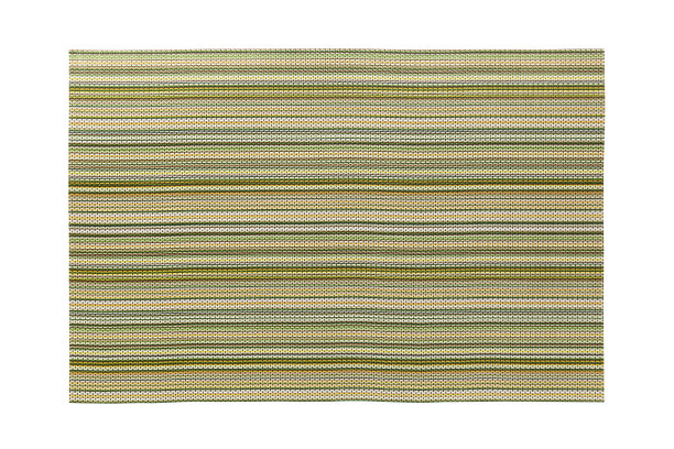 俯视图孤立的绿色条纹餐垫的食物。为你的设计留出空间图片下载