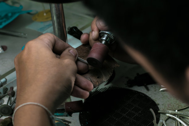 手设置珠宝图片下载