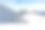 雪山山脊上的一群徒步旅行者图片下载