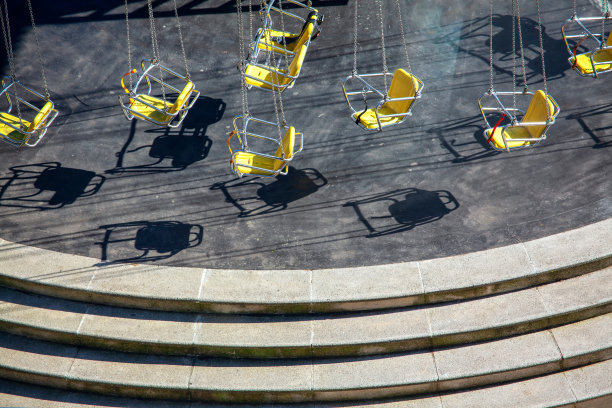 旋转木马的座位图片下载