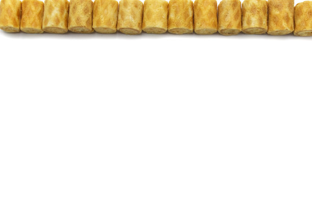 奶油味的饼干卷馅，隔离在白色背景和空白区域。图片下载