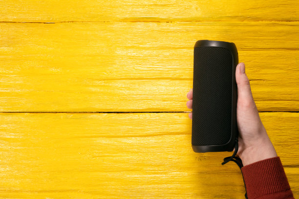 便携式扬声器。图片下载