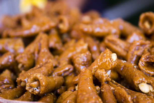 马拉喀什市场上出售的摩洛哥糖果。图片下载