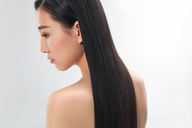 一个青年女人美发肖像图片下载