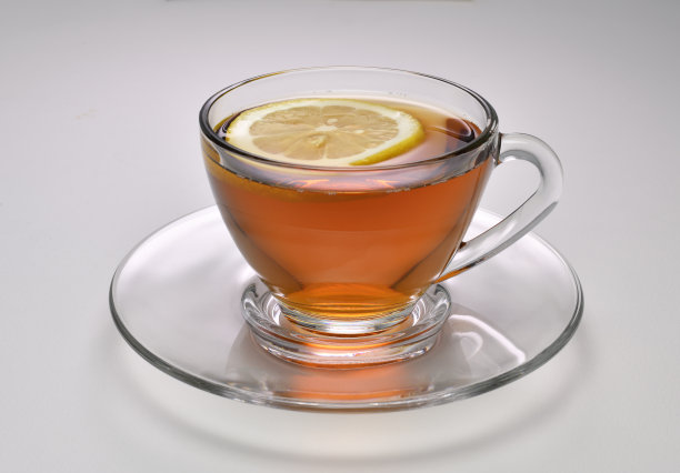 一杯白底柠檬茶图片下载