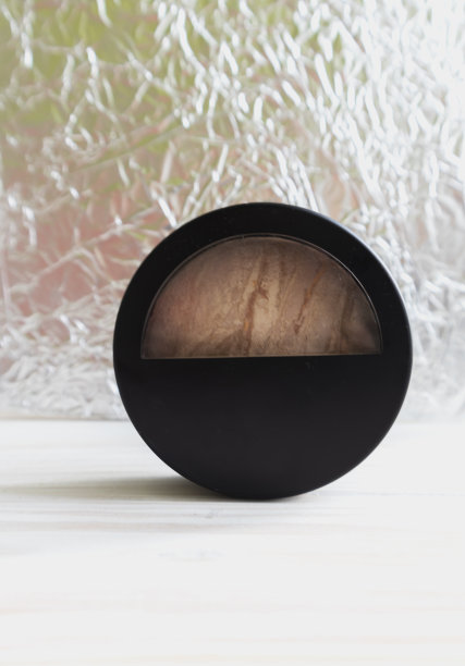 空白模型的碑文，脸红，化妆，特写"n图片下载