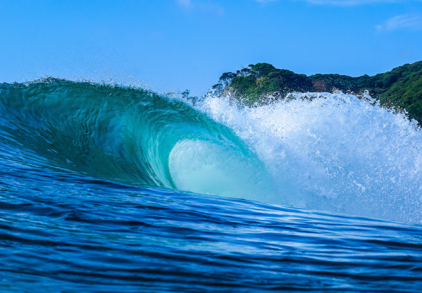 日本海浪，冲浪在日本，日本冲浪图片下载